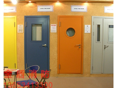 鋼質防火門